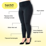 Vores SuperSoft Leggings i sort er vores blødeste leggings til dato. De glider ikke ned og har tilpasset benlængde efter virkelige kvinder med former. 